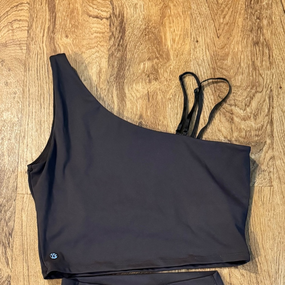 Buffbunny Sports Bra  in Brown